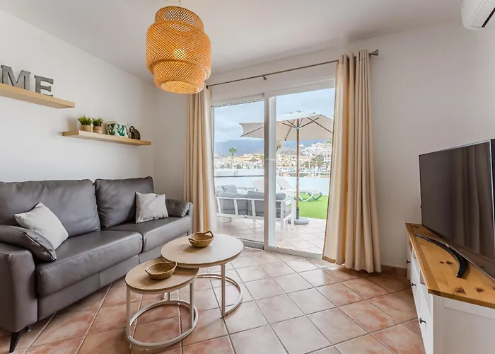 Huge Sunny Terrace Heated Pool *